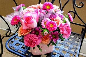 roses-and-carnations-wide-l[1].jpg